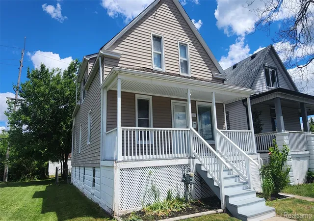 Multi family home for sale at 876 Vinewood St, Wyandotte, MI 48192 | MLS# 20261046787