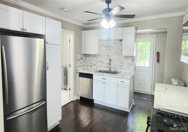 Photo 3 of Multi family home for sale at 876 Vinewood St, Wyandotte, MI 48192 | MLS# 20261046787 | Listing updated on 2026-06-22