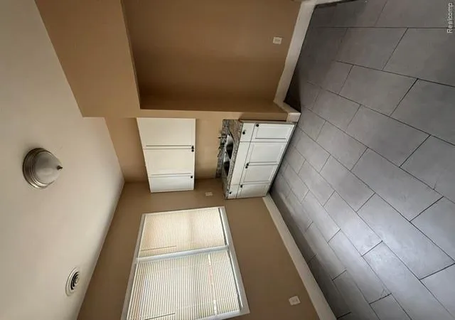Listing Photo 4 - Condo for sale in building located at 15853 Washburn St, Detroit, MI 48238