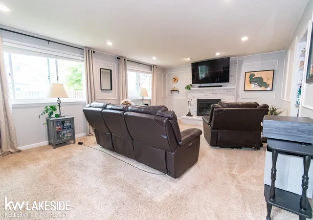 Photo 4 of Single family home for sale at 18530 Bittersweet St, Fraser, MI 48026 | MLS# 58050212201 | Listing updated on 2026-06-21