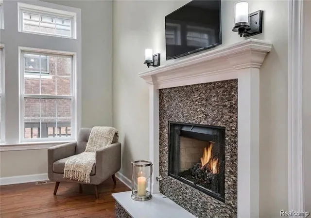 Photo 3 of Condo for sale at 411 E Ferry St #15, Detroit, MI 48202 | MLS# 20261046839 | Listing updated on 2026-06-22