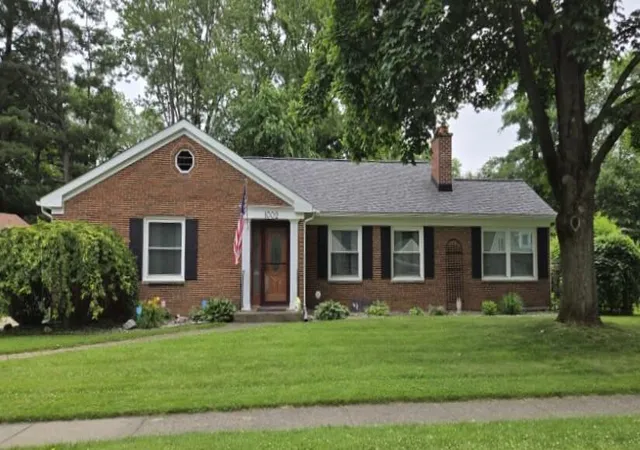 Homes for sale in Kalamazoo Charter Township Kalamazoo, MI | 1002 Coolidge Ave, Kalamazoo Charter Township Kalamazoo, MI 49006 | MLS# 66026030895
