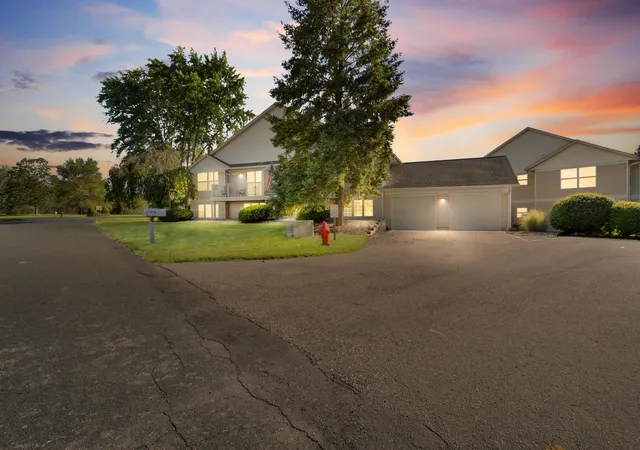 18th image of 1591 Hickory Trace Dr, Stevensville, MI 49127 | MLS# 69026030905