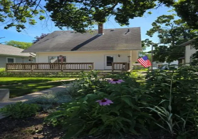 Homes for sale in Owosso City Shiawassee, MI | 802 S Park St, Owosso City Shiawassee, MI 48867 | MLS# 60050212226