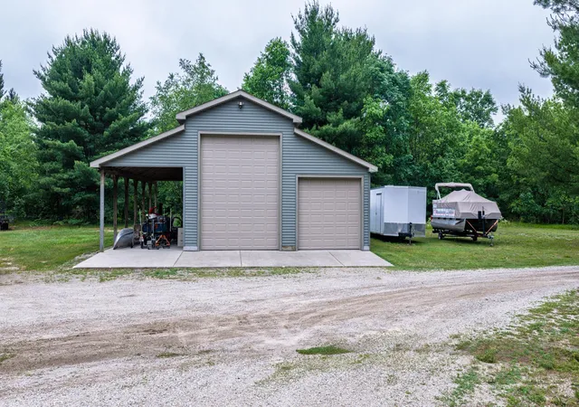 4th image of 6068 S 142Nd Ave, Rothbury, MI 49452 | MLS# 67026030914