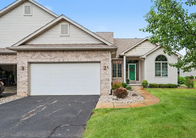 1st image of 206 Canterbury Park, Battle Creek, MI 49015 | MLS# 66026030915