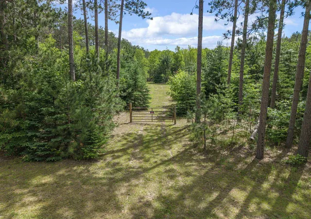 28th image of 8767 Rustic Ln, Fife Lake, MI 49633 | MLS# 78080070029