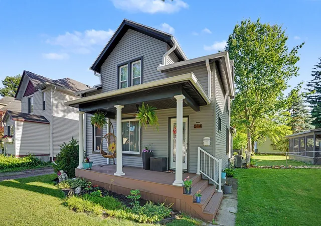 Homes for sale in Marshall Township Calhoun, MI | 514 W Green St, Marshall Township Calhoun, MI 49068 | MLS# 66026030922