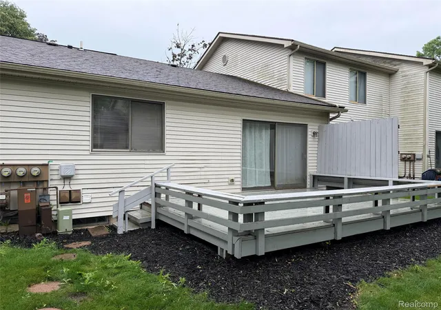 Homes for sale in Meridian Charter Township Ingham, MI | 2118 Blue Lac Dr, Meridian Charter Township Ingham, MI 48840 | MLS# 20261046901