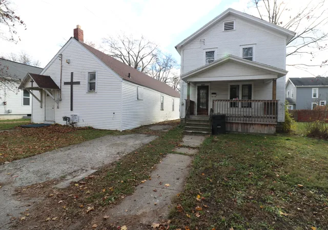 1st image of 605 Homewild Ave, Jackson, MI 49201 | MLS# 55026030938