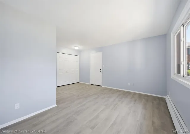 Photo 4 of Condo for sale at 31831 Grand River Ave #85, Farmington, MI 48336 | MLS# 20261046939 | Listing updated on 2026-09-28