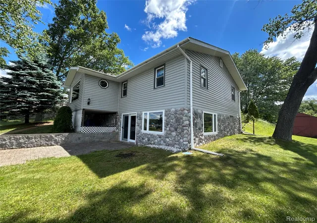 Photo 3 of Single family home for sale at 1931 Easy St, National City, MI 48748 | MLS# 20261046941 | Listing updated on 2026-08-03