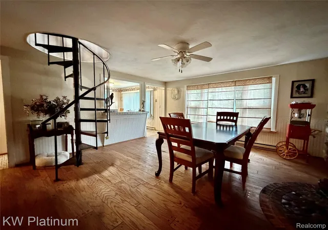 Photo 3 of Single family home for sale at 7955 Lakeshore Rd, Fort Gratiot, MI 48059 | MLS# 20261046949 | Listing updated on 2026-08-28
