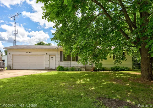 Photo 3 of Single family home for sale at 4585 Birch Run Rd, Millington, MI 48746 | MLS# 20261046963 | Listing updated on 2026-08-04