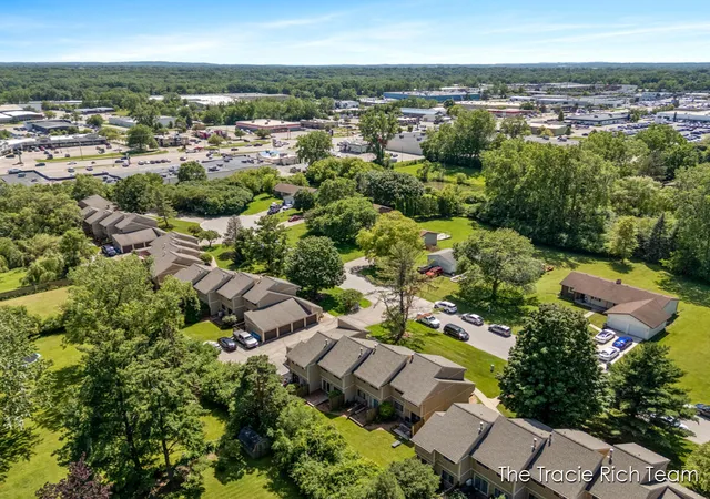 38th image of 2670 Ridgecroft Dr Se, Grand Rapids, MI 49546 | MLS# 65026030965