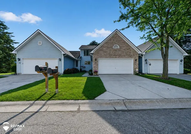Photo 2 of Condo for sale at 1060 Julie Dr, Davison, MI 48423 | MLS# 5050212261 | Listing updated on 2026-09-15