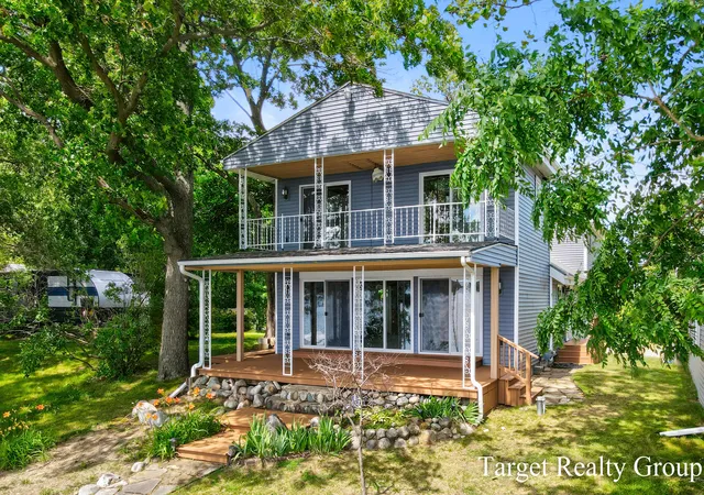 Photo 2 of Single family home for sale at 10818 Stoney Point Dr, Delton, MI 49046 | MLS# 65026030975 | Listing updated on 2026-09-17