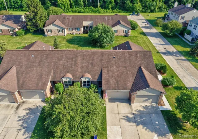 Photo 3 of Condo for sale at 15908 Plymouth Dr #387, Clinton Township, MI 48038 | MLS# 20261047012 | Listing updated on 2026-09-16