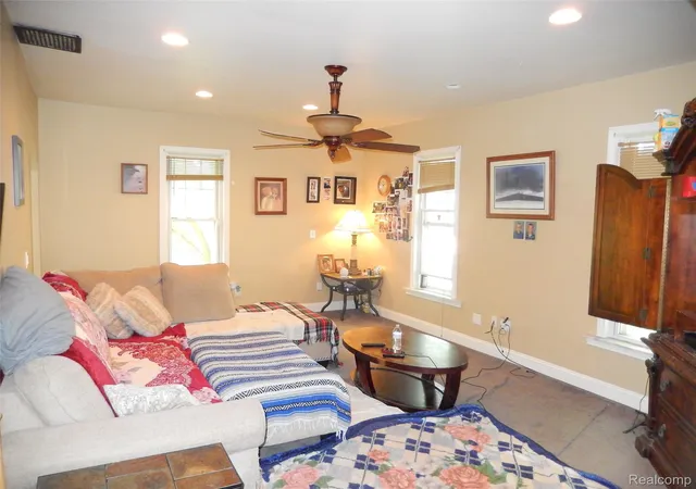 3rd image of 746 N Main St, Lapeer, MI 48446 | MLS# 20261047065