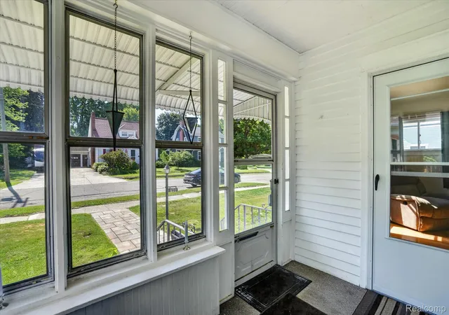 1st image of 410 S Center St, Howell, MI 48843 | MLS# 20261047076