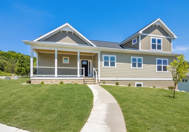 Photo 1 of Single family home for sale at 10788 Shrewbury St, Traverse City, MI 49684 | MLS# 78080070047 | Listing updated on 2026-09-06
