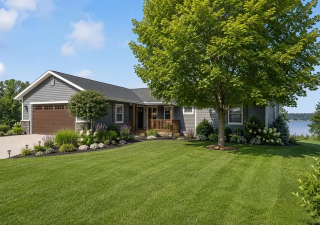 Photo 1 of Single family home for sale at 2937 Loehrs Landing Dr, Hastings, MI 49058 | MLS# 65026031038 | Listing updated on 2026-08-28
