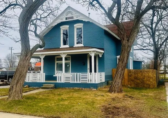 Listing Photo 3 - Condo for sale in building located at 273 Southbound Gratiot Ave, Mount Clemens, MI 48043