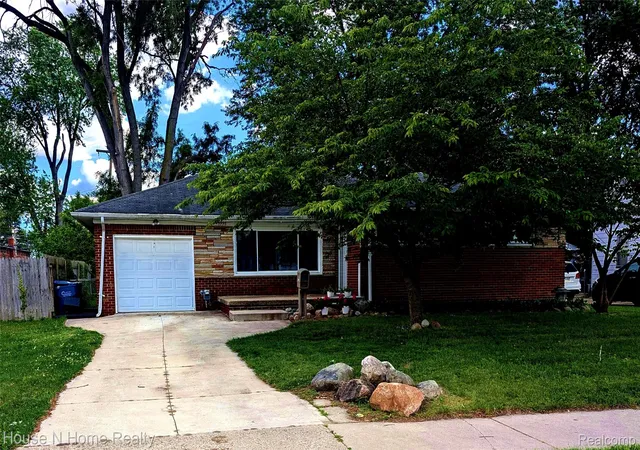 Photo 1 of Single family home for sale at 3998 Capitol Ave, Warren, MI 48091 | MLS# 20261047178 | Listing updated on 2026-09-05