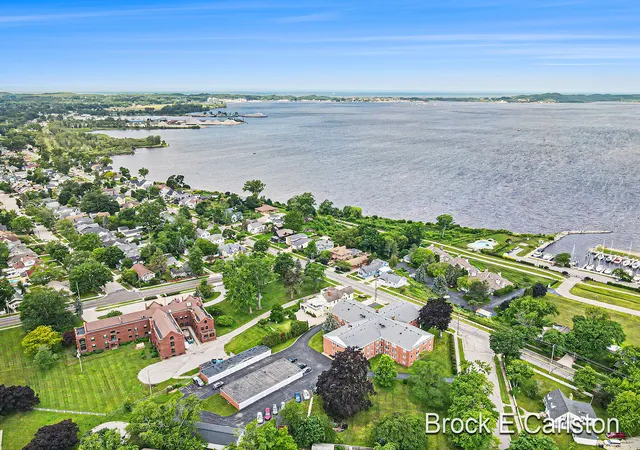 Photo 2 of Condo for sale at 1249 Lakeshore Dr #339, Muskegon, MI 49441 | MLS# 71026031057 | Listing updated on 2026-07-27