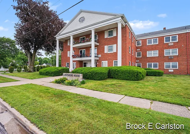 Photo 4 of Condo for sale at 1249 Lakeshore Dr #339, Muskegon, MI 49441 | MLS# 71026031057 | Listing updated on 2026-07-27
