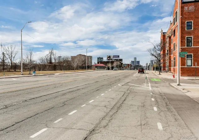 35th image of 6533 E Jefferson #81 Ave #326E, Detroit City Wayne, MI 48207 | MLS# 20261047202