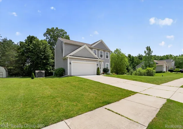 Photo 3 of Single family home for sale at 7067 Glenmeadow Ct, Grand Blanc, MI 48439 | MLS# 20261047213 | Listing updated on 2026-07-30
