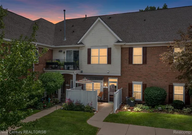 Photo 1 of Sale Pending at 618 Belmonte Dr #A, Waterford, MI 48328 | MLS# 20261047223 | Listing updated on 2026-09-04