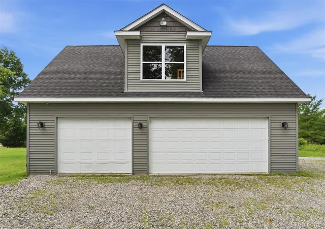 Photo 4 of Single family home for sale at 5556 Ormond Rd, White Lake, MI 48383 | MLS# 20261047228 | Listing updated on 2026-09-12