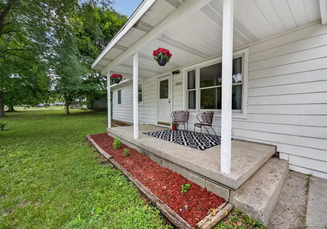 Photo 3 of Single family home for sale at 9288 Hilda Ln, Flushing, MI 48433 | MLS# 20261047238 | Listing updated on 2026-09-11