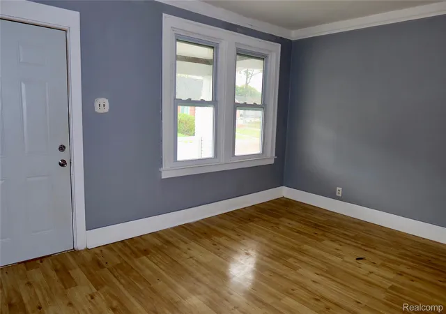 Photo 3 of Single family home for sale at 8469 Westminster Ave, Warren, MI 48089 | MLS# 20261047239 | Listing updated on 2026-08-31