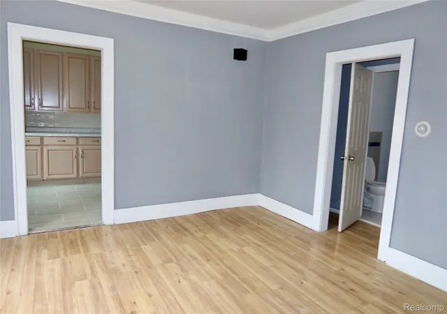 Photo 4 of Single family home for sale at 8469 Westminster Ave, Warren, MI 48089 | MLS# 20261047239 | Listing updated on 2026-08-31