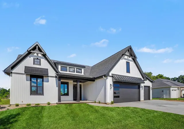 1st image of 11674 Prairie Edge St, Schoolcraft, MI 49087 | MLS# 66026031091