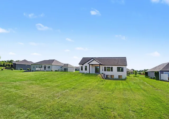4th image of 11674 Prairie Edge St, Schoolcraft, MI 49087 | MLS# 66026031091