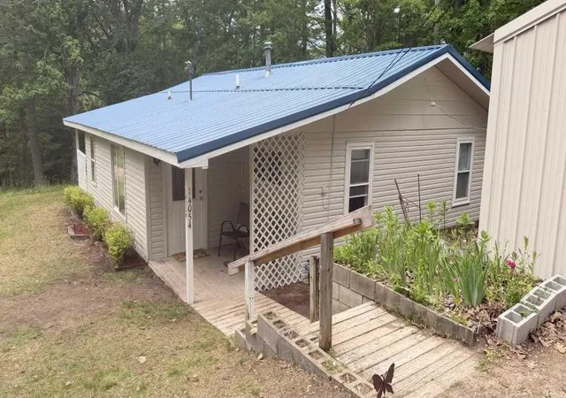3rd image of 14054 W Pointe Rd, Atlanta, MI 49709 | MLS# 77080070064