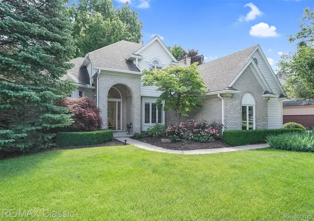 Photo 1 of Single family home for sale at 7439 Millwood, West Bloomfield, MI 48322 | MLS# 20261047275 | Listing updated on 2026-08-19