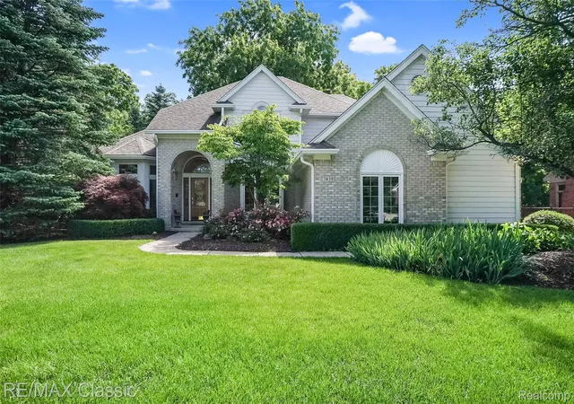 Photo 2 of Single family home for sale at 7439 Millwood, West Bloomfield, MI 48322 | MLS# 20261047275 | Listing updated on 2026-08-19