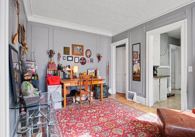 Listing Photo 4 - Condo for sale in building located at 606 Fairview Ave NE, Grand Rapids, MI 49503