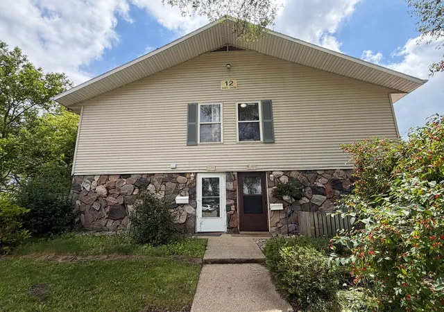 Photo 1 of Condo for sale at 3439 Kenbrooke Ct, Kalamazoo, MI 49006 | MLS# 71026031112 | Listing updated on 2026-08-19