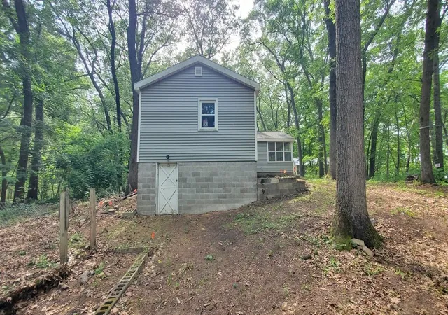 3rd image of 1751 Tom Nolan Rd, Allegan, MI 49010 | MLS# 65026031115