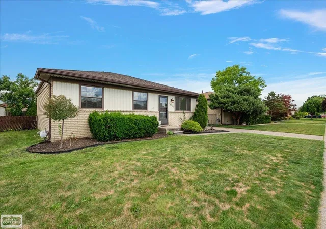 Photo 3 of Single family home for sale at 16209 Secretariat St, Roseville, MI 48066 | MLS# 58050212362 | Listing updated on 2026-07-18