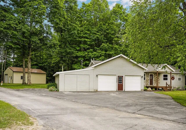 2nd image of 3443 Nw American Wy, Williamsburg, MI 49690 | MLS# 78080070069