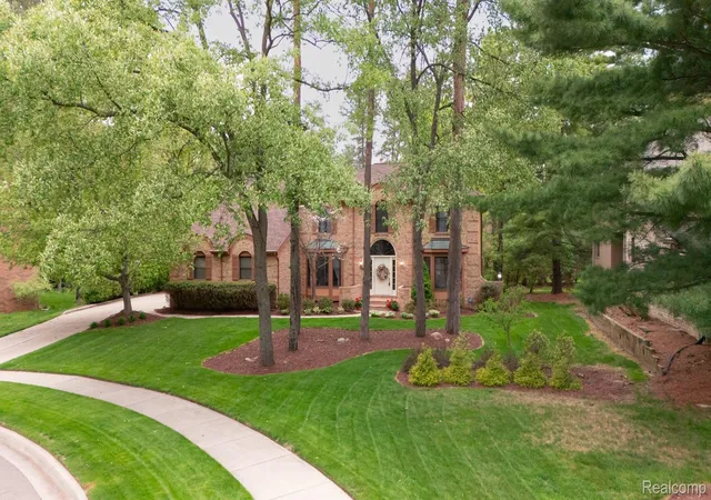 Photo 1 of Single family home for sale at 1790 Sashabaw Dr, Okemos, MI 48864 | MLS# 20261047334 | Listing updated on 2026-07-17