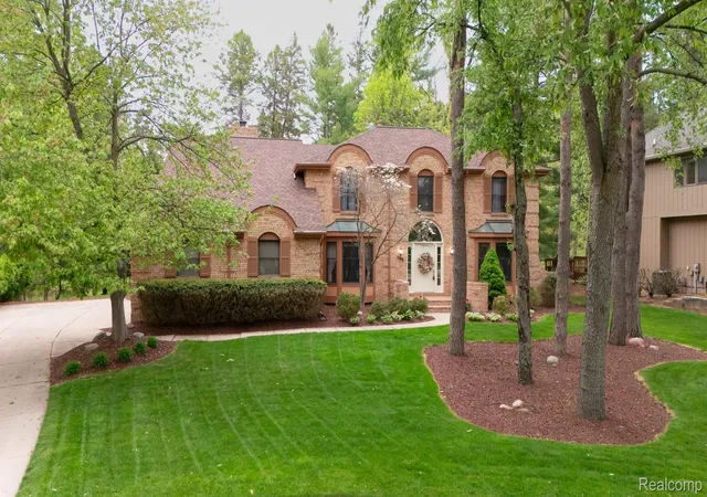 Photo 2 of Single family home for sale at 1790 Sashabaw Dr, Okemos, MI 48864 | MLS# 20261047334 | Listing updated on 2026-07-17