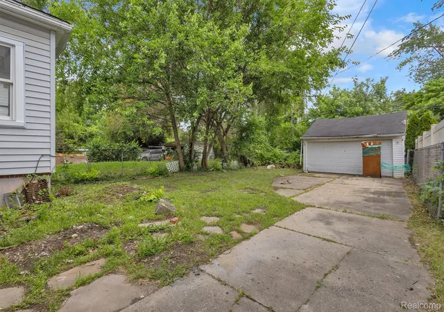 Photo 3 of Single family home for sale at 9158 Steel St, Detroit City Wayne, MI 48228 | MLS# 20261047335 | Listing updated on 2026-09-10